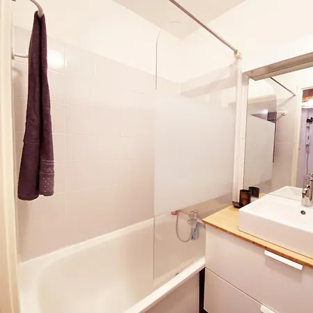 L'hermes - Wifi - Parking - Netflix Appartement